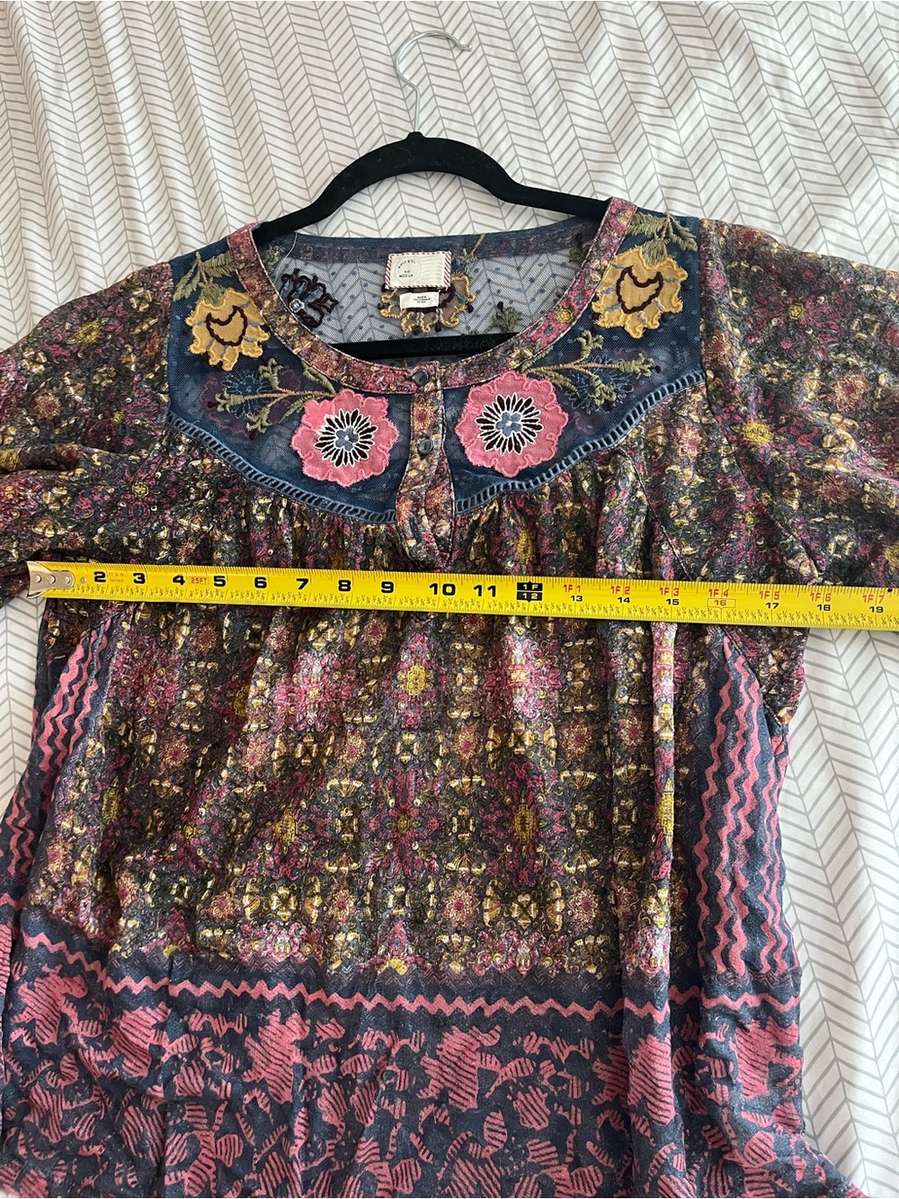 Anthropologie Boho Floral Peasant Top in Pink and Navy - Picture 6 of 7